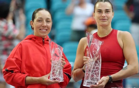 对不起，郑钦文！萨巴伦卡2