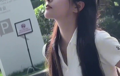 LPL美女解说Rita分享视频：端午安康~